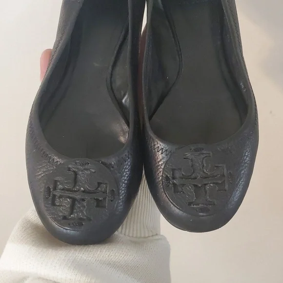 Tory Burch Black Leather Ballet Flats Size 8 Minimalist Preppy Office Attire - Picture 12 of 16